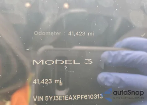 2023 Tesla Model 3 из США, поврежденный, VIN 5YJ3E1EAXPF610313